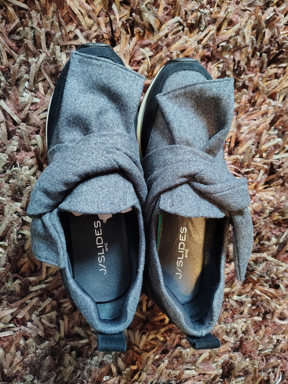 J Slides Kim Bow Slip On Shoes 7.5M New with box.